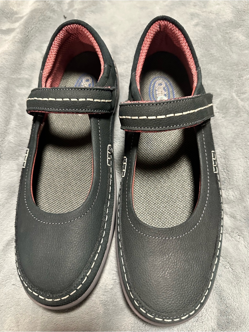 Comfort Mary Jane Dress Shoes for Women in Charcoal with Pink Trim